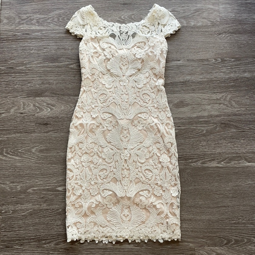 Tadashi Shoji cream lace dress size 2